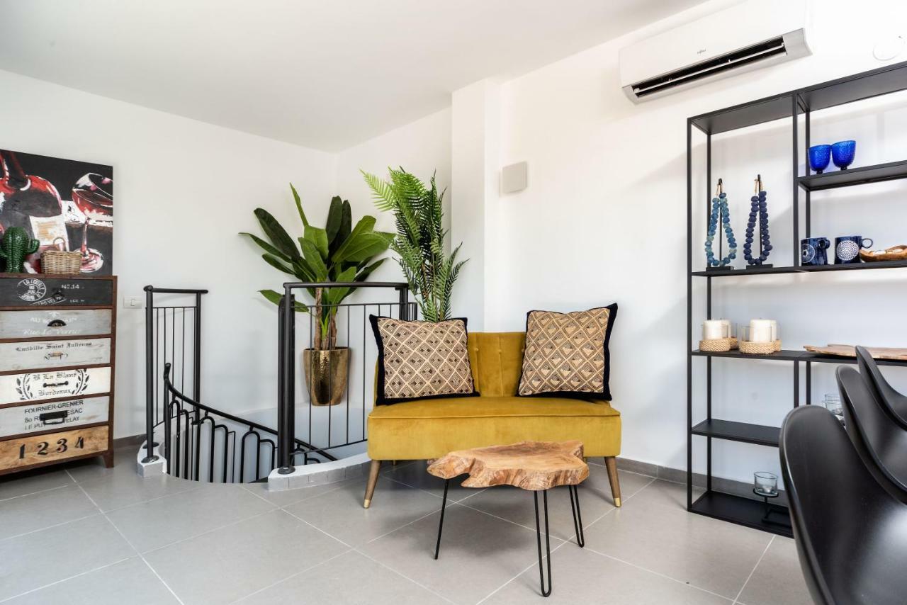 Duplex With Sea View Terrace Above The Flea Market Тель-Авив Экстерьер фото