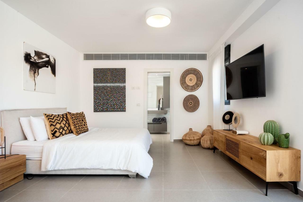 Duplex With Sea View Terrace Above The Flea Market Тель-Авив Экстерьер фото